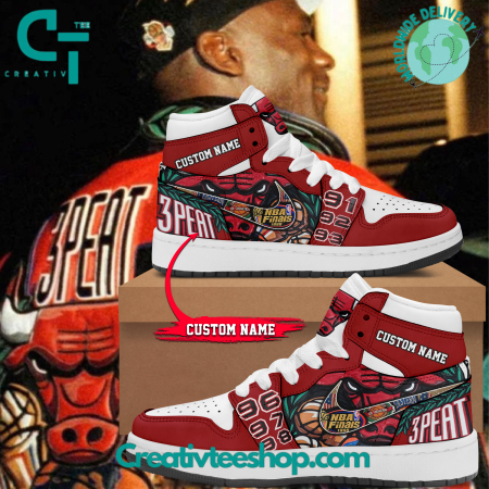 Chicago Bulls AJ1 High Sneakers Shoes For Men And Women